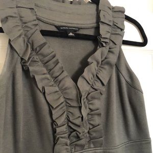 Banana Republic sleeveless ruffle dress with pockets